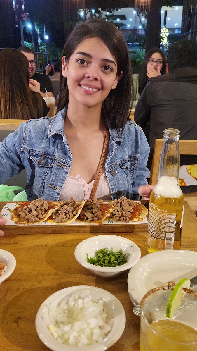 Tacos Hermanos • Paseo Venecia-2