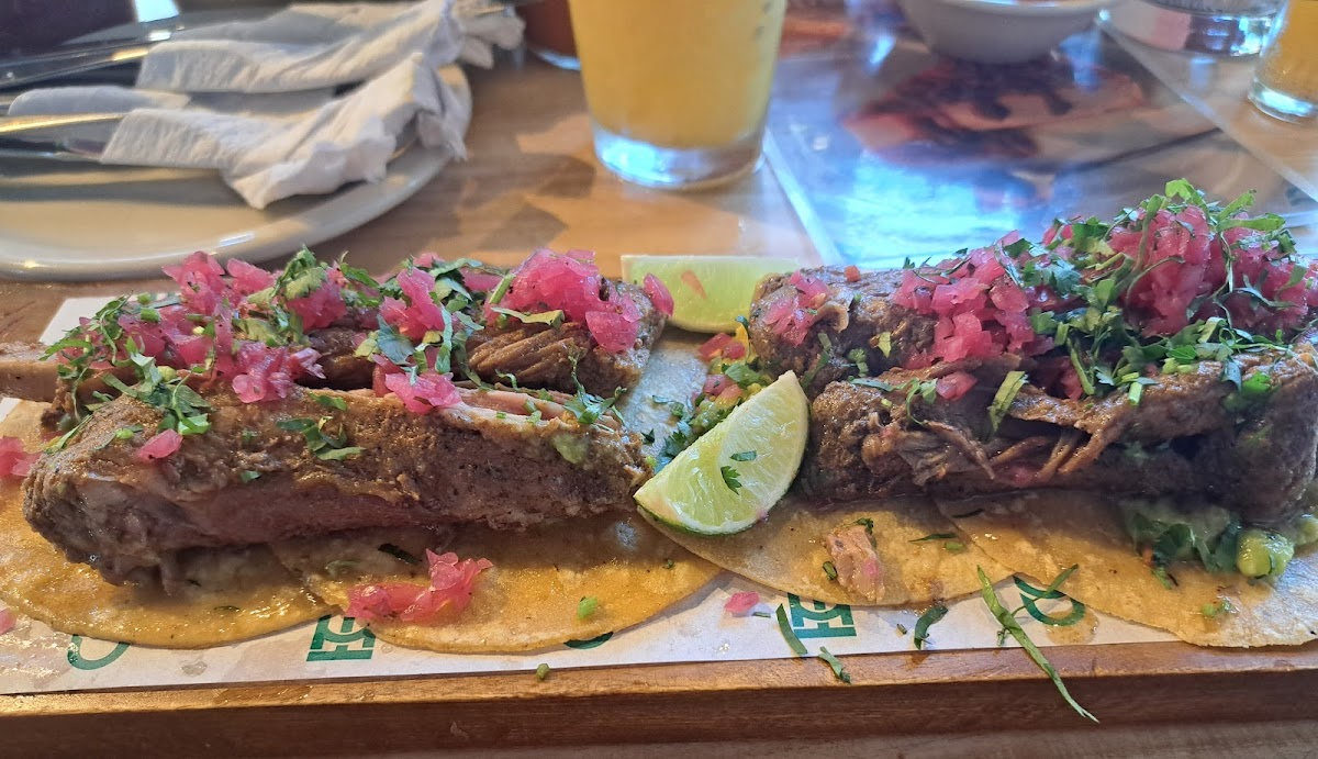 Tacos Hermanos • Paseo Venecia-6